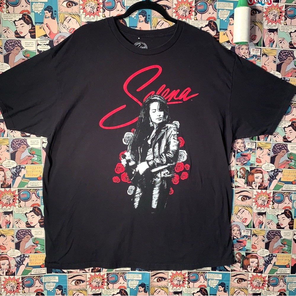Selena Quintanilla Official Roses Portrait Tee 2XL Vintage Style